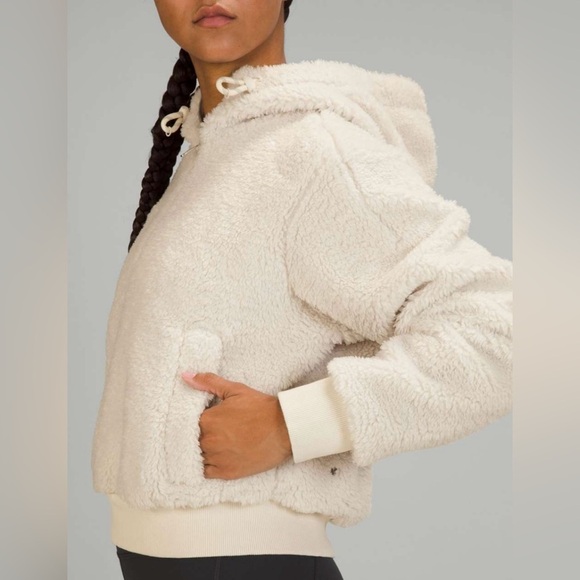 Lululemon Textured Fleece Half Zip - Picture 13 of 16